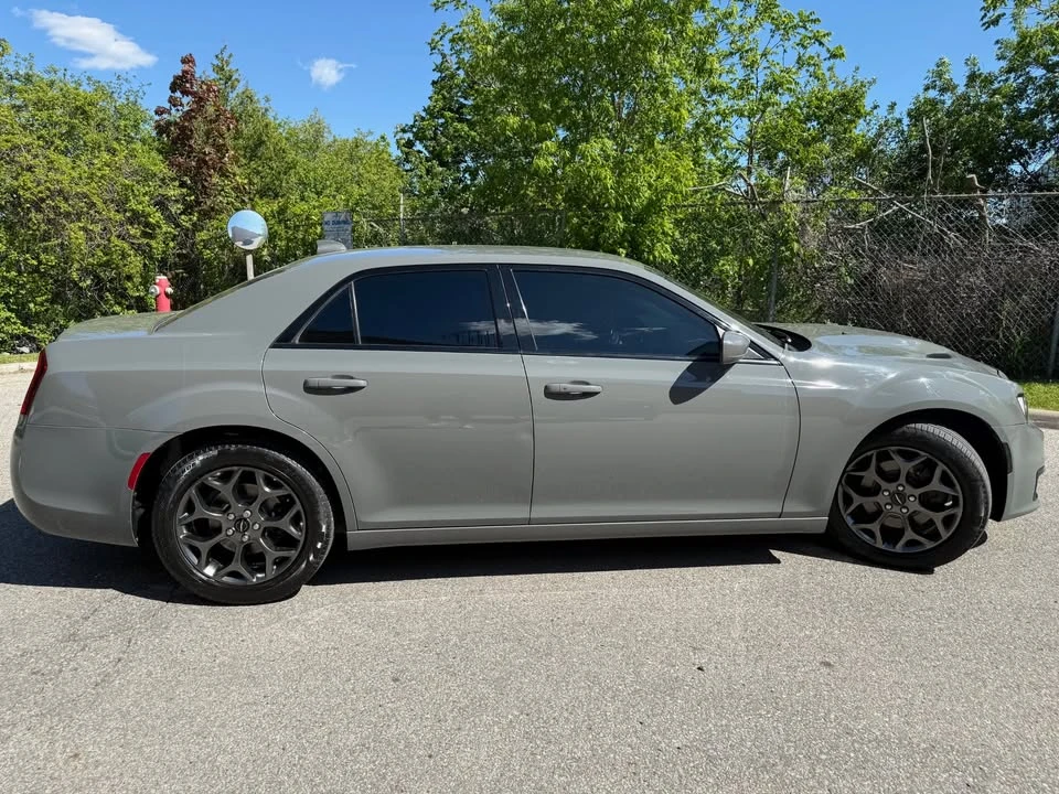 2018 Chrysler 300 (2005-2023) - Image 7 of 20