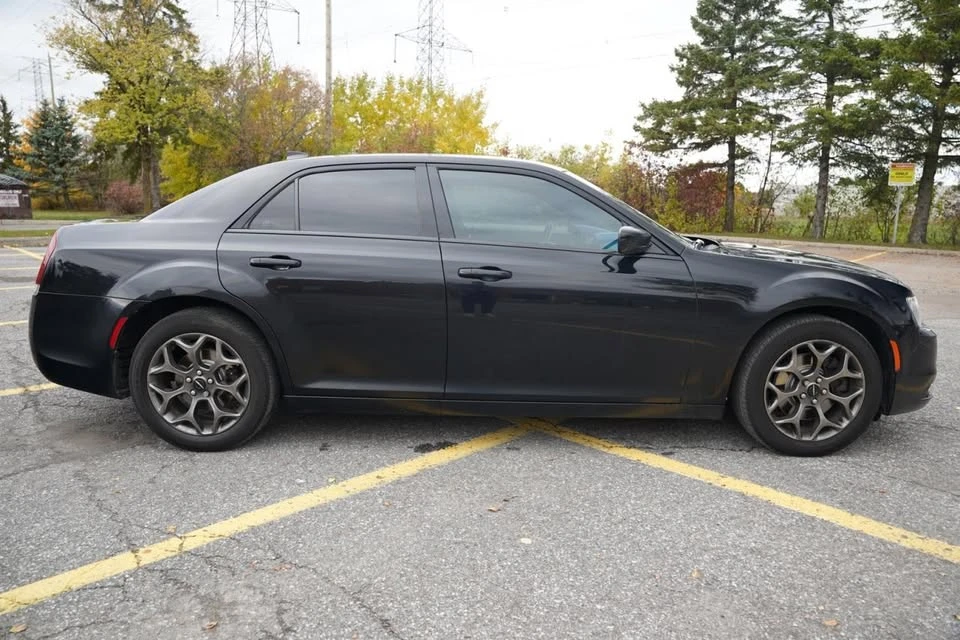2018 Chrysler 300 (2005-2023) - Image 4 of 13