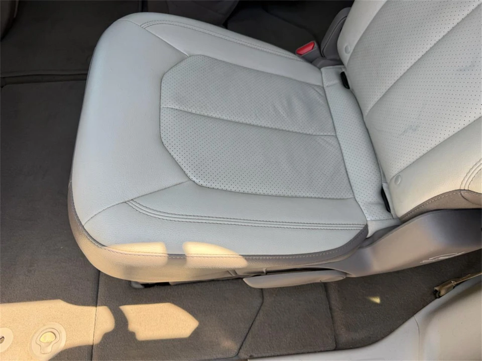2018 Chrysler Town & Country - Image 28 of 31