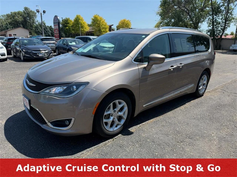 2018 Chrysler Town & Country - Image 5 of 31