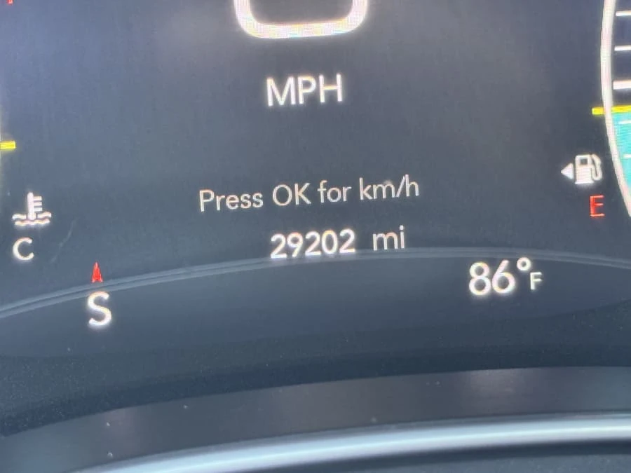 2018 Chrysler - Image 6 of 14