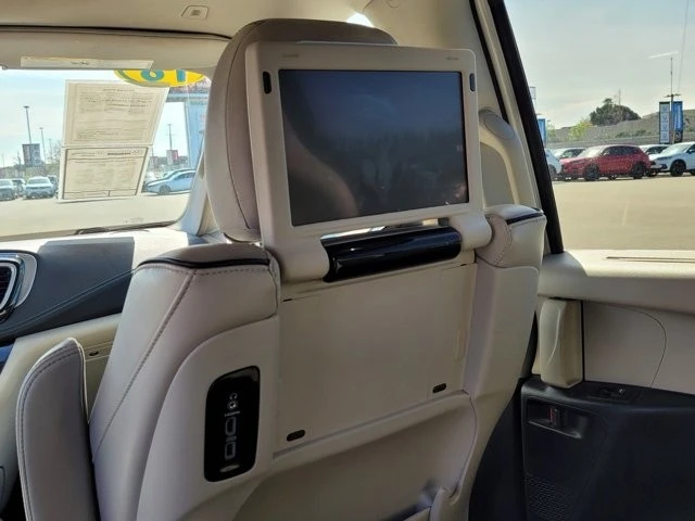 2018 Chrysler - Image 16 of 21