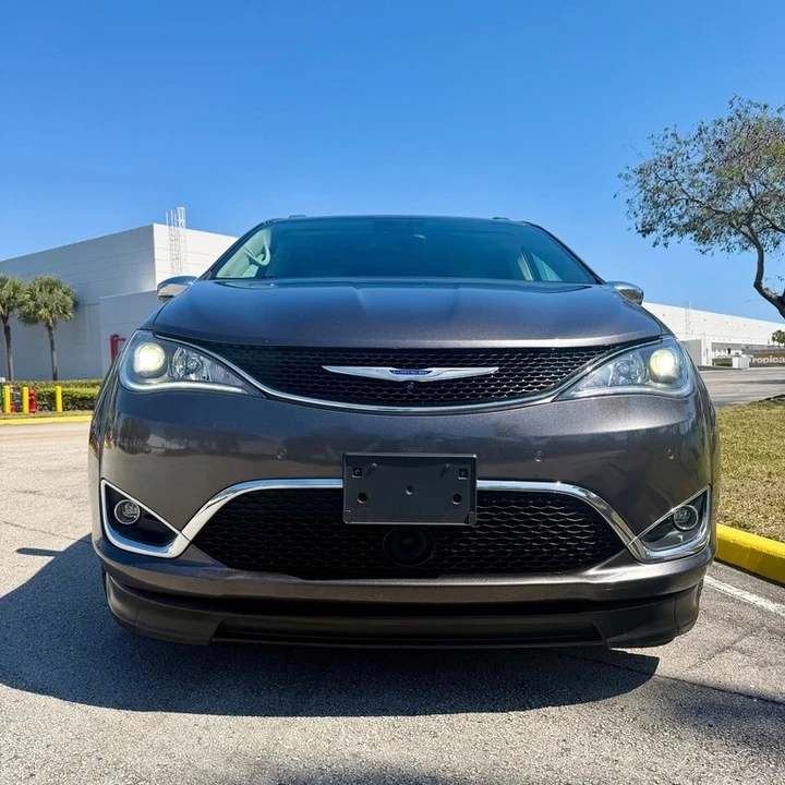 2018 Chrysler - Image 20 of 21