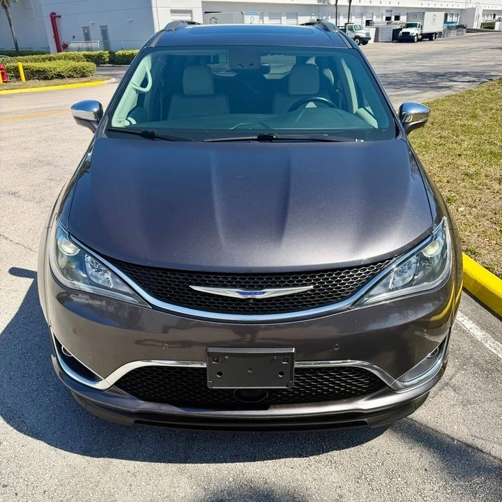 2018 Chrysler - Image 19 of 21