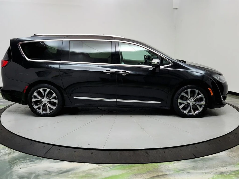 2018 Chrysler - Image 4 of 21