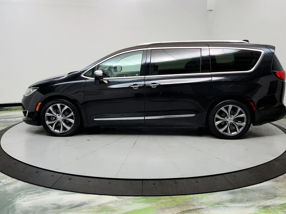 2018 Chrysler - Image 8 of 21