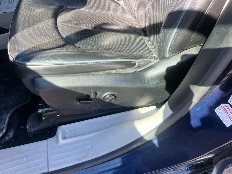 2018 Chrysler - Image 11 of 12
