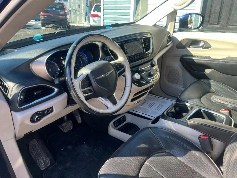 2018 Chrysler - Image 12 of 12