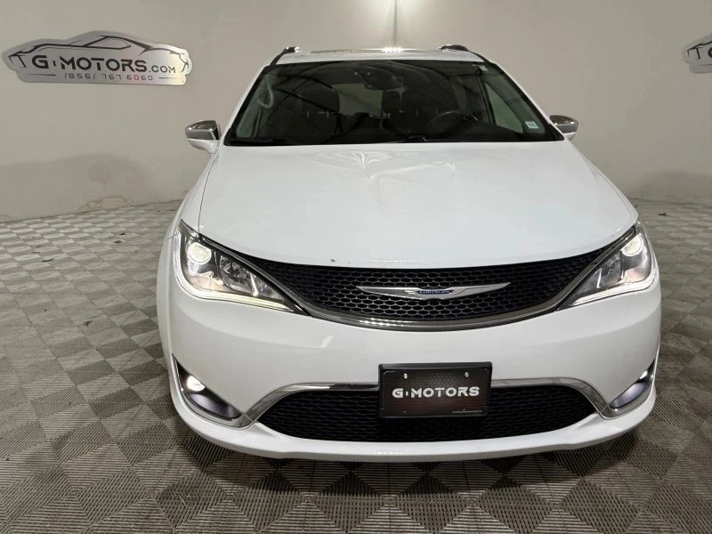 2018 Chrysler - Image 12 of 12