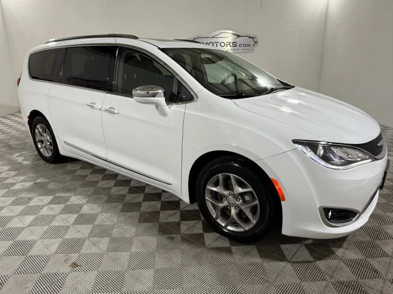 2018 Chrysler - Image 10 of 12
