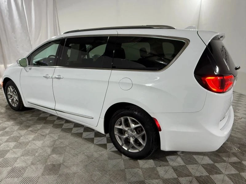 2018 Chrysler - Image 4 of 12