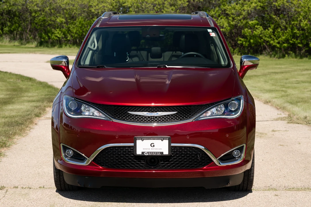 2018 Chrysler - Image 18 of 31