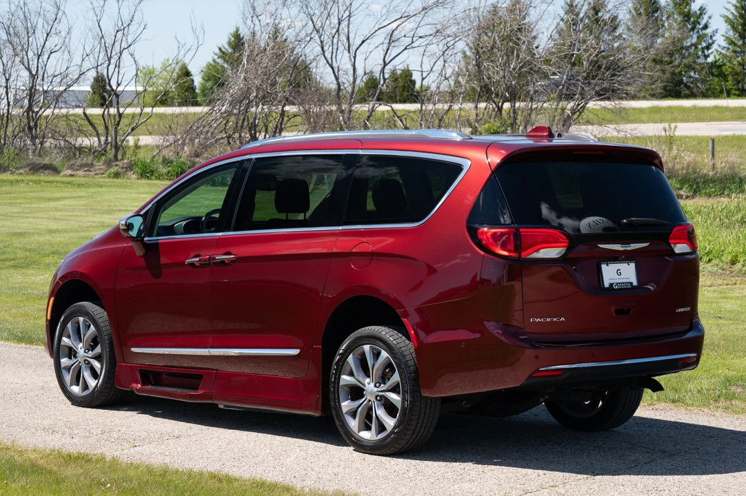 2018 Chrysler - Image 5 of 31