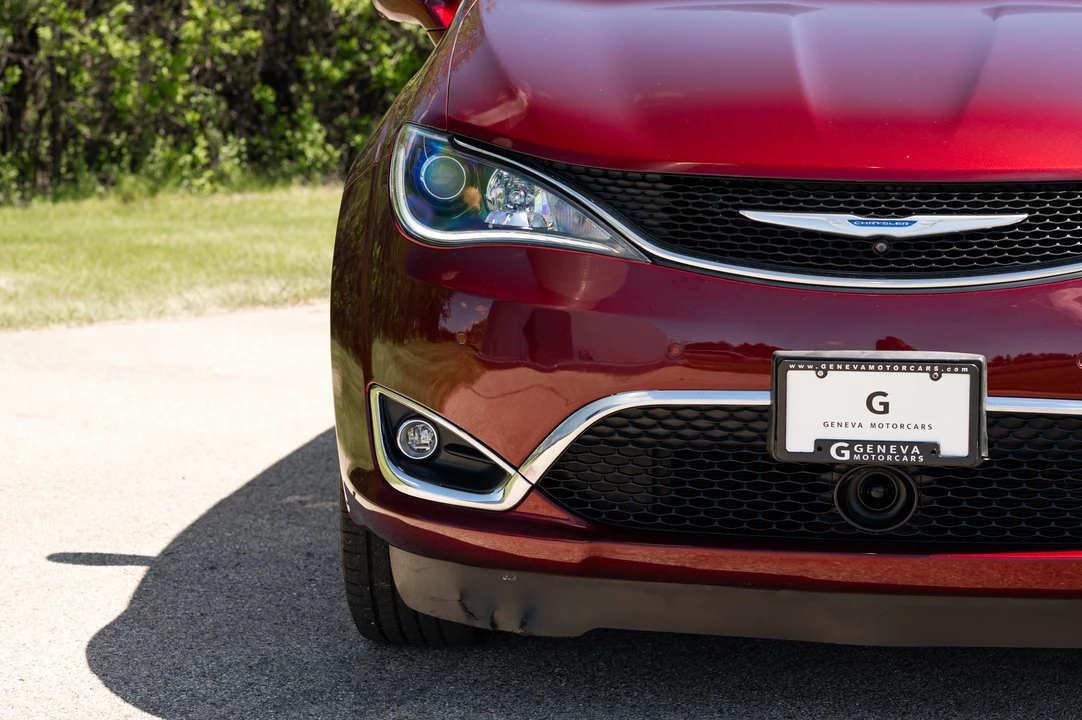 2018 Chrysler - Image 28 of 31