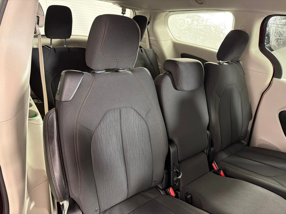 2018 Chrysler - Image 20 of 21