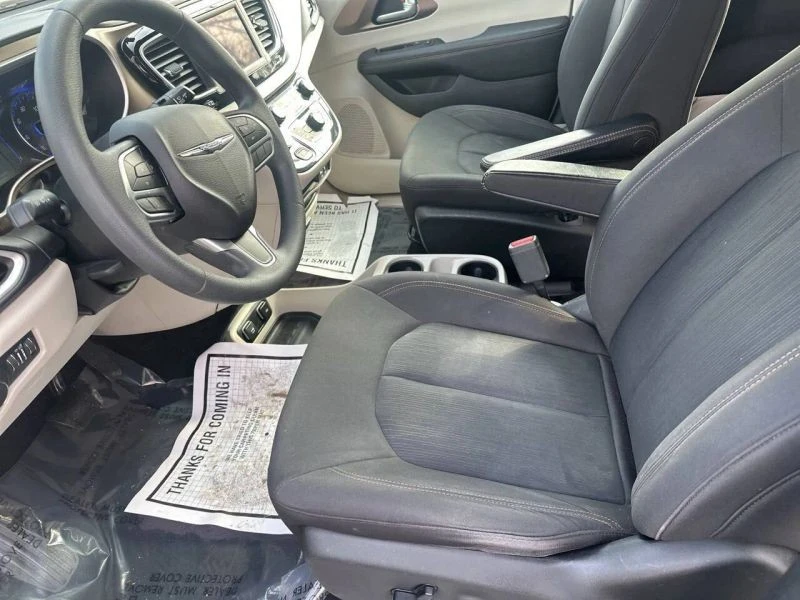 2018 Chrysler - Image 12 of 12