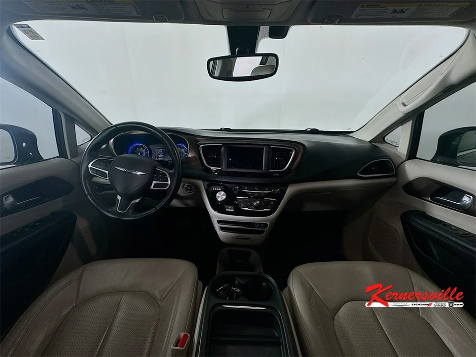 2018 Chrysler - Image 10 of 21