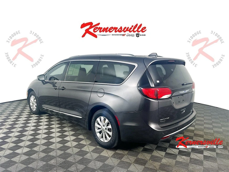 2018 Chrysler - Image 5 of 21