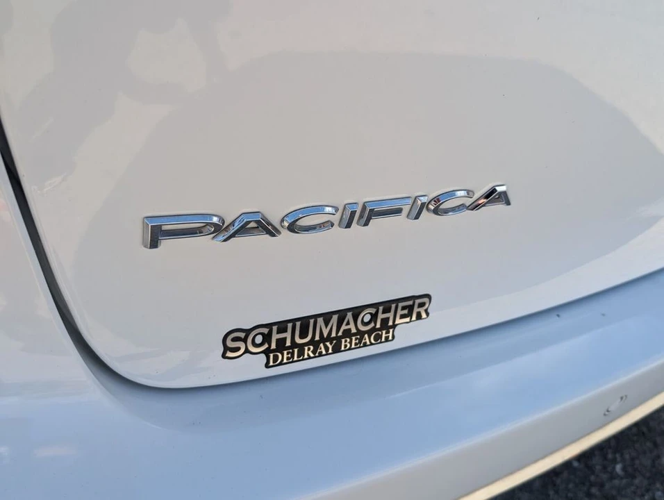 2018 Chrysler - Image 14 of 21