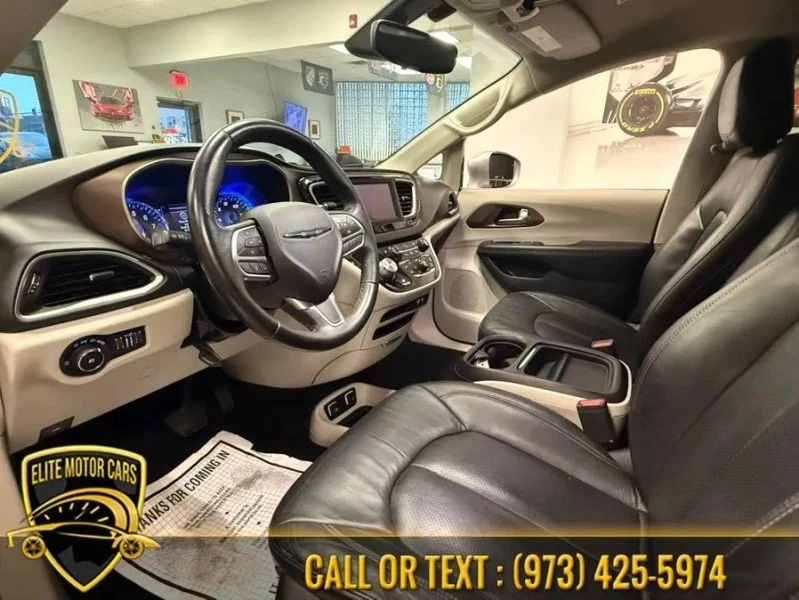 2018 Chrysler - Image 7 of 12