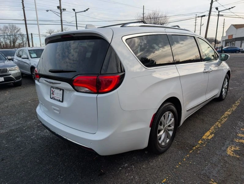 2018 Chrysler - Image 3 of 12
