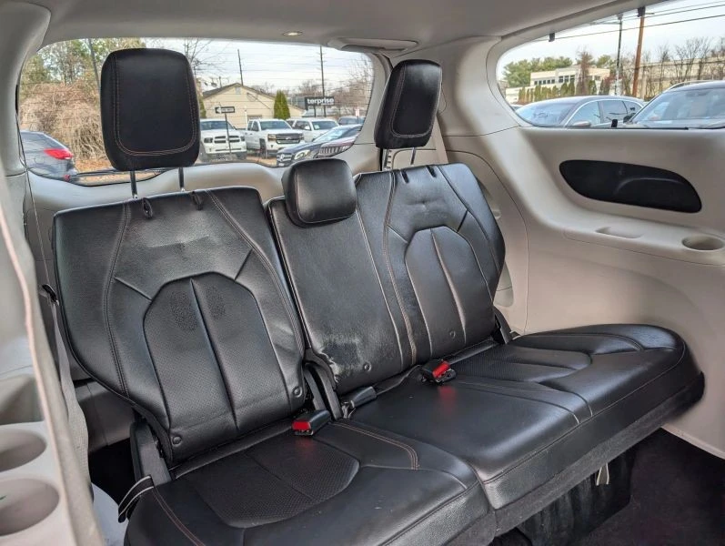 2018 Chrysler - Image 12 of 12