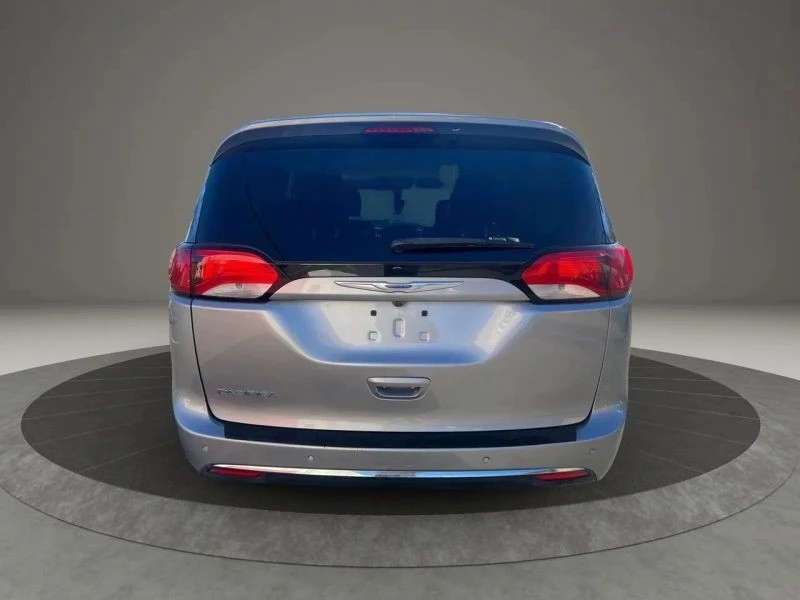 2018 Chrysler - Image 6 of 12