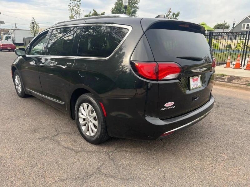 2018 Chrysler - Image 5 of 12