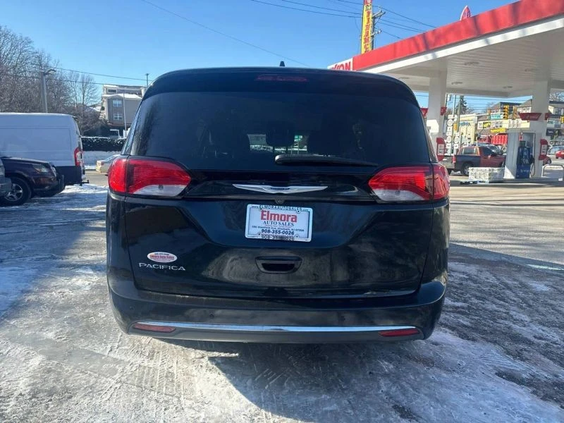 2018 Chrysler - Image 5 of 12