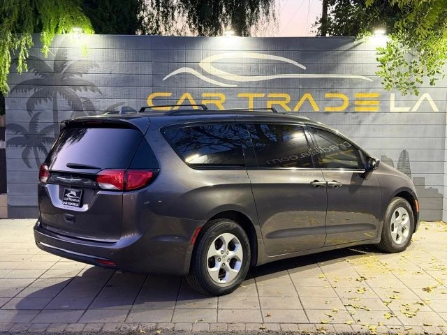 2018 Chrysler - Image 4 of 21