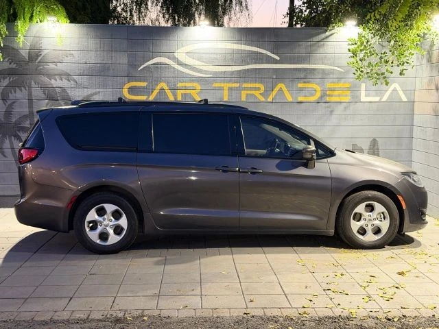2018 Chrysler - Image 5 of 21