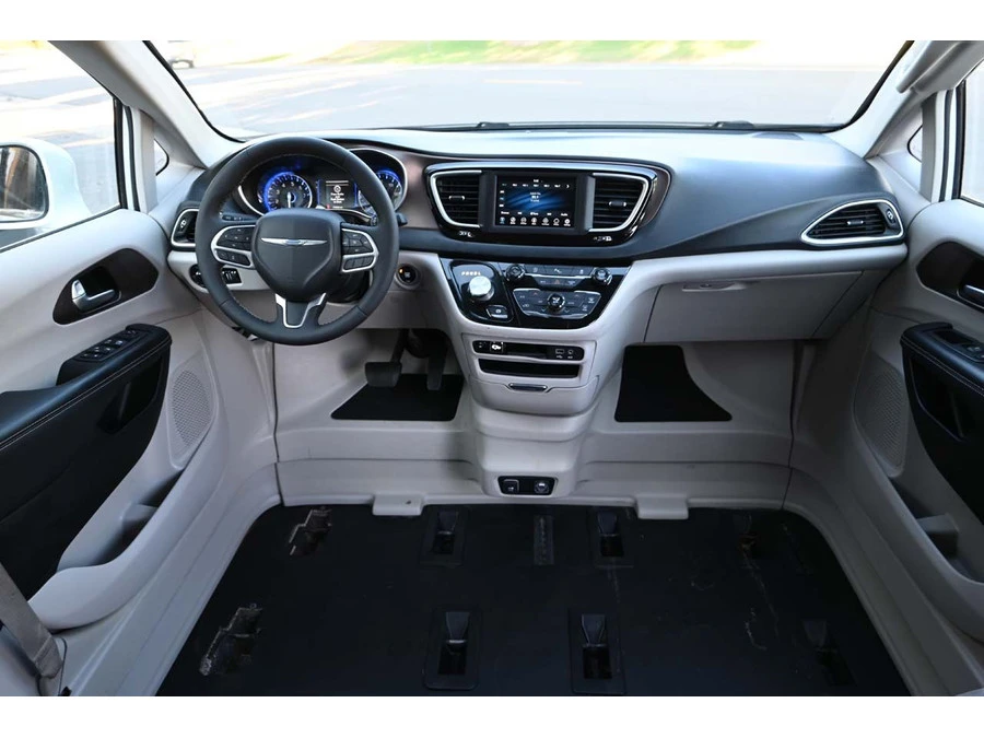 2018 Chrysler - Image 21 of 21