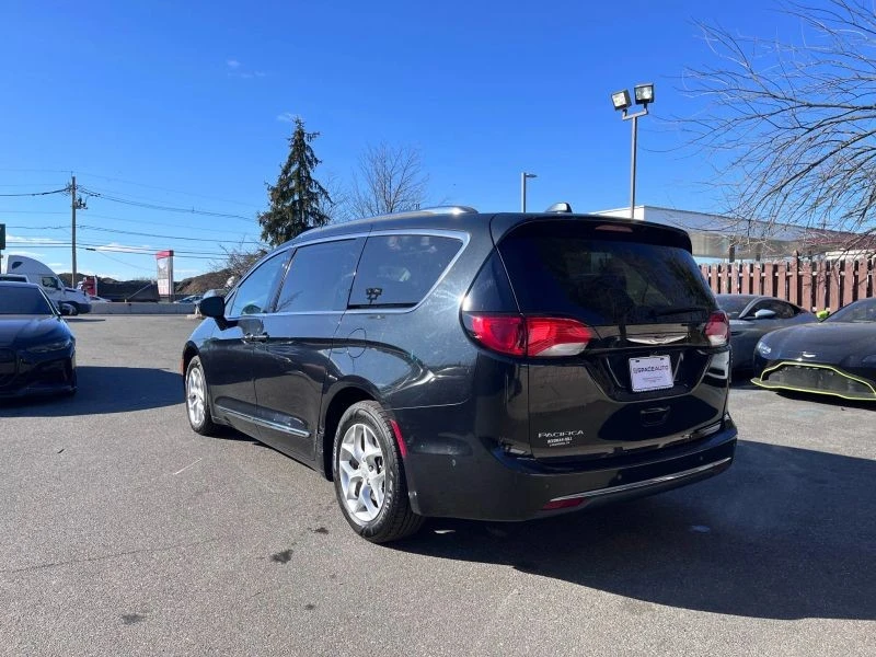 2018 Chrysler - Image 5 of 12