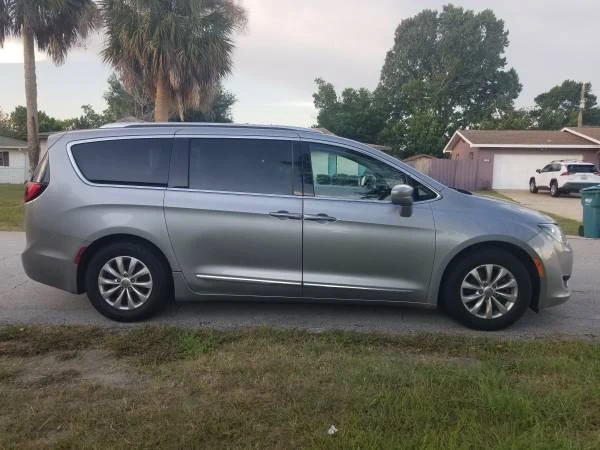 2018 Chrysler - Image 21 of 31