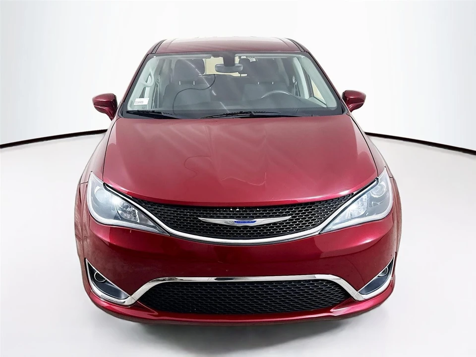 2018 Chrysler - Image 2 of 21