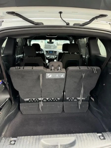 2018 Chrysler - Image 10 of 10