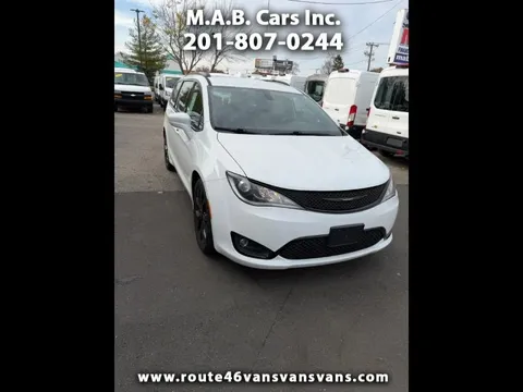 2018 Chrysler Pacifica Touring Plus