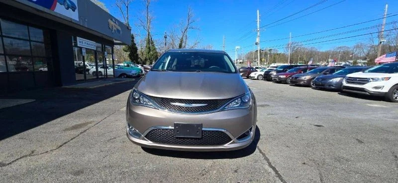 2018 Chrysler - Image 4 of 8