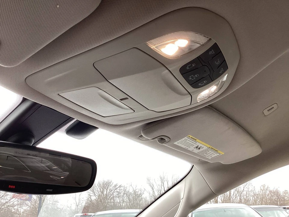 2018 Chrysler - Image 19 of 21