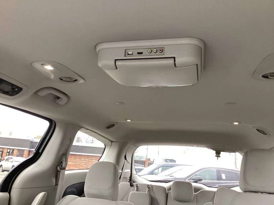 2018 Chrysler - Image 20 of 21