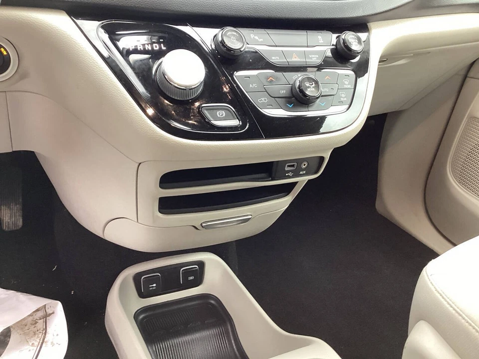 2018 Chrysler - Image 21 of 21