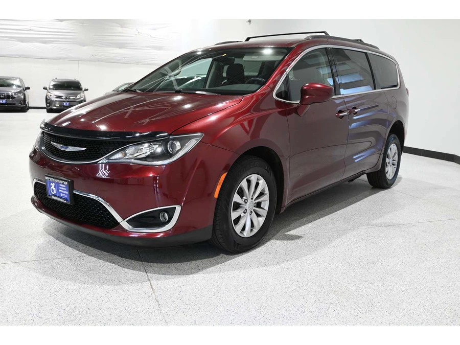2018 Chrysler - Image 10 of 12