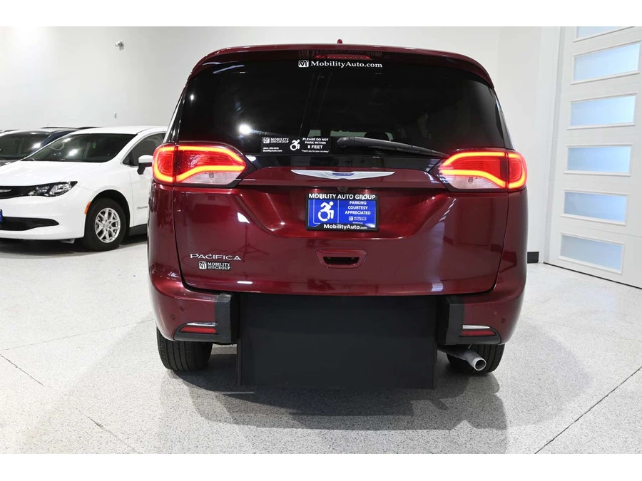2018 Chrysler - Image 7 of 12
