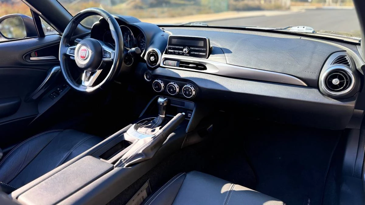 2018 Fiat 124 Spider - Image 20 of 20