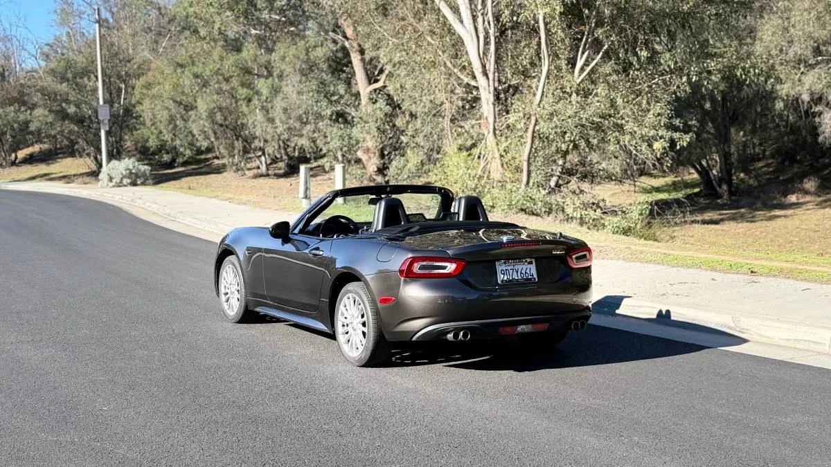 2018 Fiat 124 Spider - Image 3 of 20