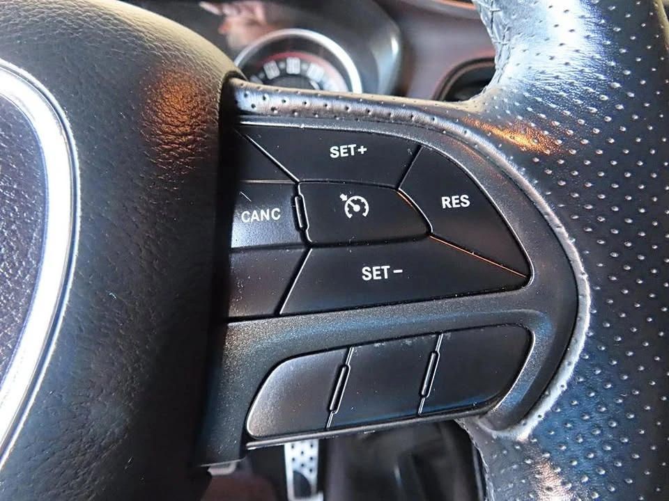 2018 Dodge Challenger 3rd Gen - Image 13 of 19