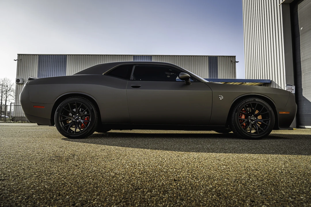 2018 Dodge Challenger SRT Hellcat 3rd Gen - Image 9 of 31