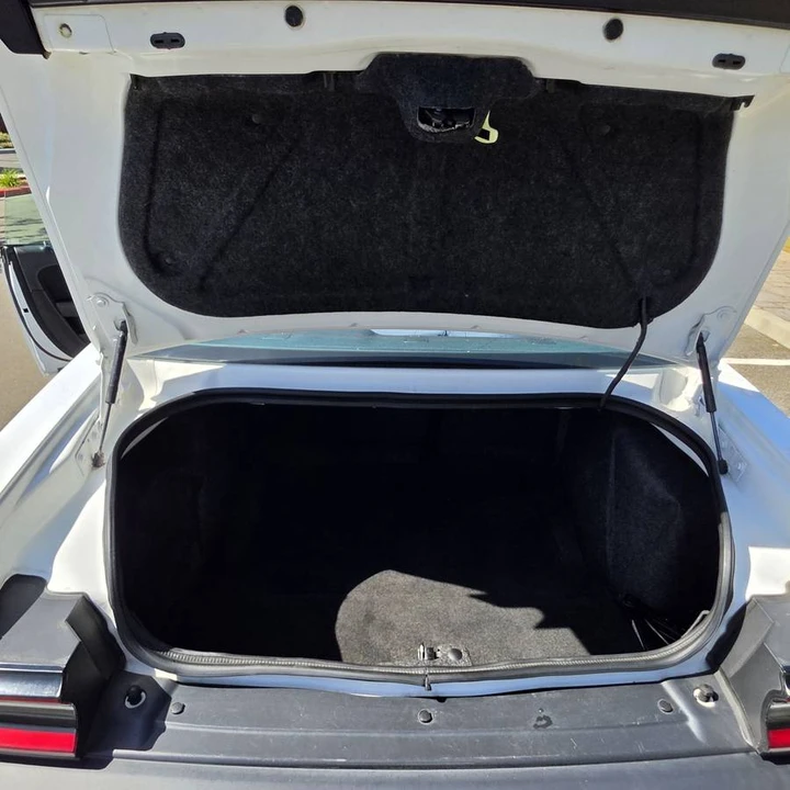 2018 Dodge Challenger 3rd Gen - Image 14 of 15