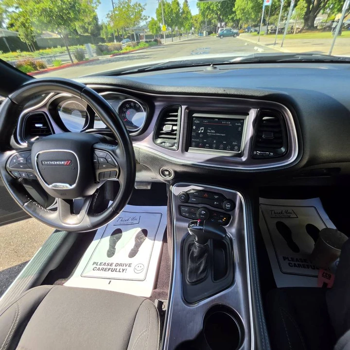 2018 Dodge Challenger 3rd Gen - Image 11 of 15
