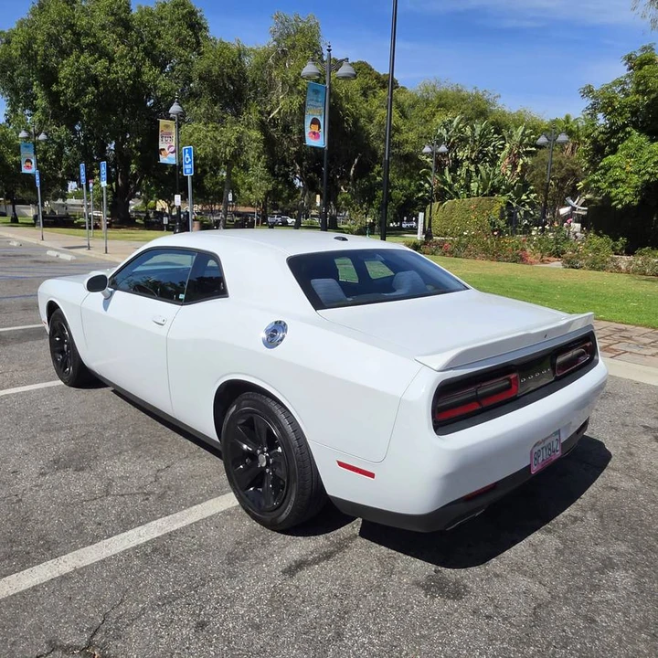 2018 Dodge Challenger 3rd Gen - Image 4 of 15